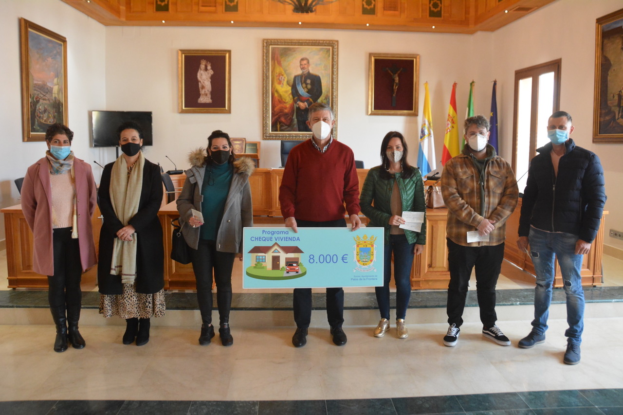 El Ayuntamiento De Palos De La Frontera Entrega 50 000 A J venes De La el-ayuntamiento-de-palos-de-la-frontera-entrega-50-000-a-j-venes-de-la